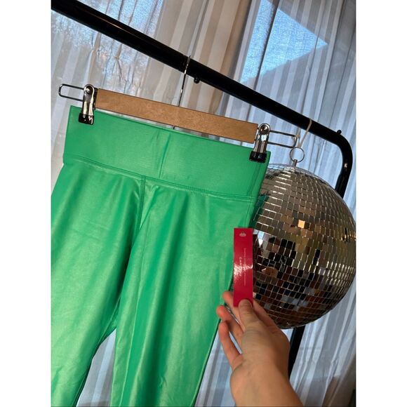 NWT Carbon38 Green Takara Shine Leggings - Picture 4 of 6